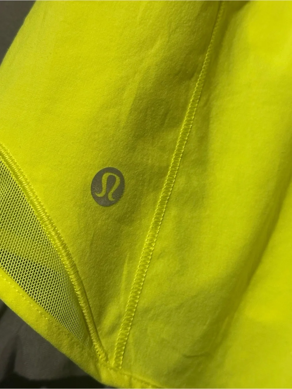 Lululemon Hotty Hot Shorts (size 4)
